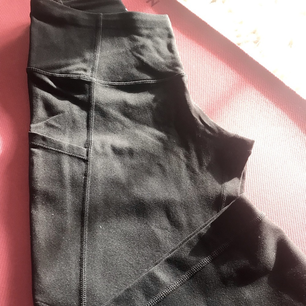 NWT XS The Gym People leggings yoga pants new in packaging. - Picture 5 of 10